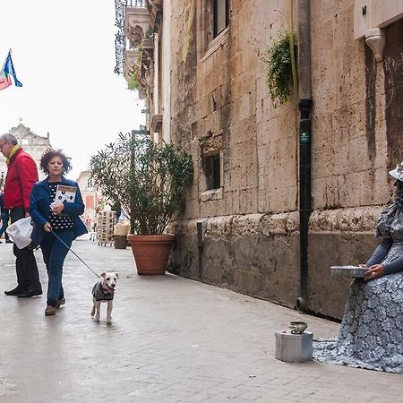 Appartamenti Di Charme Ortigia Marilini Dulini Syracuse Exterior foto