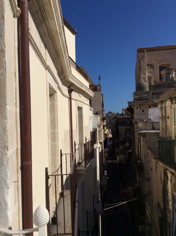 Appartamenti Di Charme Ortigia Marilini Dulini Syracuse Exterior foto