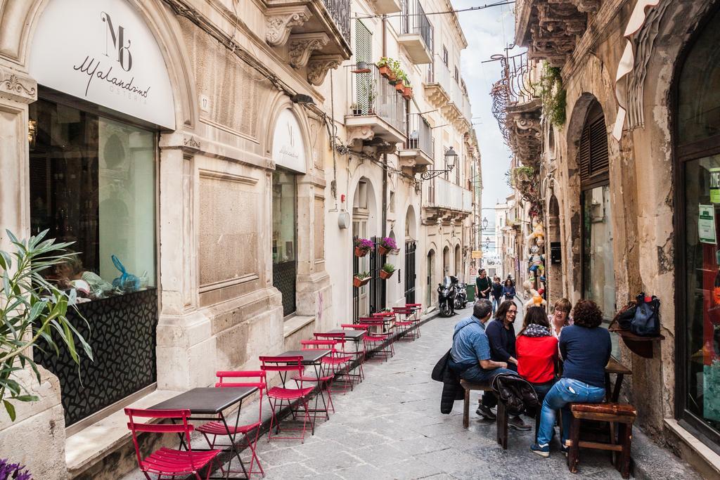 Appartamenti Di Charme Ortigia Marilini Dulini Syracuse Exterior foto