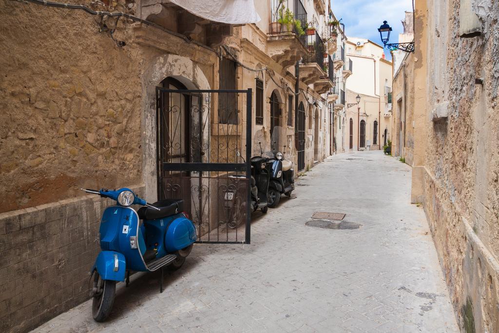 Appartamenti Di Charme Ortigia Marilini Dulini Syracuse Exterior foto